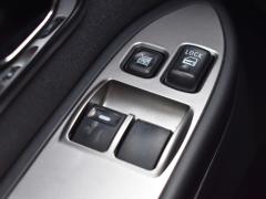 https://www.autoroyal.es/media/com_expautospro/images/big/turismos_todo_terrenos_y_furgonetas_mitsubishi_montero_6749f67f72f28.JPG