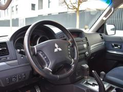 https://www.autoroyal.es/media/com_expautospro/images/big/turismos_todo_terrenos_y_furgonetas_mitsubishi_montero_6749f6827bb11.JPG