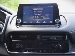 https://www.autoroyal.es/media/com_expautospro/images/big/turismos_todo_terrenos_y_furgonetas_nissan_qashqai_69dd1053f0ddd.JPG