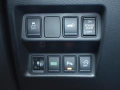 https://www.autoroyal.es/media/com_expautospro/images/big/turismos_todo_terrenos_y_furgonetas_nissan_x_trail_5f64894b8775a.JPG
