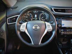 https://www.autoroyal.es/media/com_expautospro/images/big/turismos_todo_terrenos_y_furgonetas_nissan_x_trail_60bf8773864ef.JPG