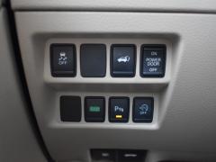 https://www.autoroyal.es/media/com_expautospro/images/big/turismos_todo_terrenos_y_furgonetas_nissan_x_trail_62d047cc3a9a2.JPG