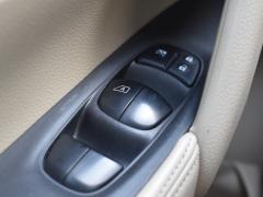 https://www.autoroyal.es/media/com_expautospro/images/big/turismos_todo_terrenos_y_furgonetas_nissan_x_trail_62d047cd003bc.JPG