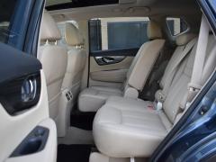 https://www.autoroyal.es/media/com_expautospro/images/big/turismos_todo_terrenos_y_furgonetas_nissan_x_trail_62d047d0569d0.JPG