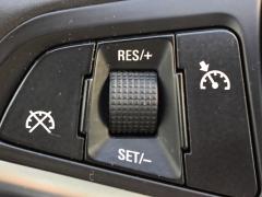 https://www.autoroyal.es/media/com_expautospro/images/big/turismos_todo_terrenos_y_furgonetas_opel_insignia_6a677a4875faa.JPG