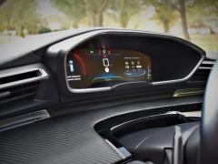 https://www.autoroyal.es/media/com_expautospro/images/big/turismos_todo_terrenos_y_furgonetas_peugeot_6189520dcf60c.JPG