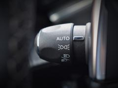 https://www.autoroyal.es/media/com_expautospro/images/big/turismos_todo_terrenos_y_furgonetas_peugeot_6189520dd524d.JPG
