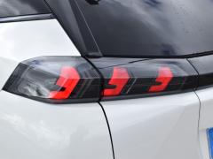 https://www.autoroyal.es/media/com_expautospro/images/big/turismos_todo_terrenos_y_furgonetas_peugeot_6415b479097ce.JPG