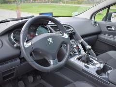 https://www.autoroyal.es/media/com_expautospro/images/big/turismos_todo_terrenos_y_furgonetas_peugeot_lm_615d85e9ab179.JPG