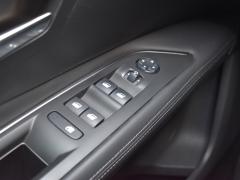 https://www.autoroyal.es/media/com_expautospro/images/big/turismos_todo_terrenos_y_furgonetas_peugeot_lm_62ce99c707f4a.JPG