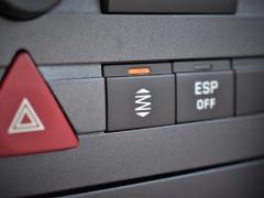 https://www.autoroyal.es/media/com_expautospro/images/big/turismos_todo_terrenos_y_furgonetas_peugeot_montecarlo_62055a30e0d22.JPG