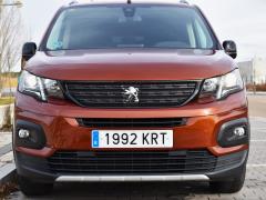 https://www.autoroyal.es/media/com_expautospro/images/big/turismos_todo_terrenos_y_furgonetas_peugeot_nuevo_rifter_6964e0988e0c5.JPG
