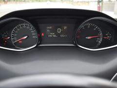 https://www.autoroyal.es/media/com_expautospro/images/big/turismos_todo_terrenos_y_furgonetas_peugeot_y_62b09786eb0b8.JPG
