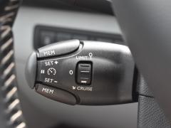 https://www.autoroyal.es/media/com_expautospro/images/big/turismos_todo_terrenos_y_furgonetas_peugeot_y_62b09793217e9.JPG