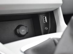 https://www.autoroyal.es/media/com_expautospro/images/big/turismos_todo_terrenos_y_furgonetas_peugeot_y_62b0979325477.JPG