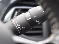 https://www.autoroyal.es/media/com_expautospro/images/big/turismos_todo_terrenos_y_furgonetas_peugeot_y_639a01e80dcfd.JPG