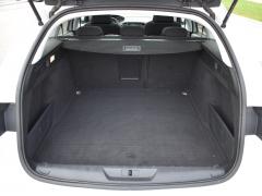 https://www.autoroyal.es/media/com_expautospro/images/big/turismos_todo_terrenos_y_furgonetas_peugeot_y_639a01fb3049f.JPG