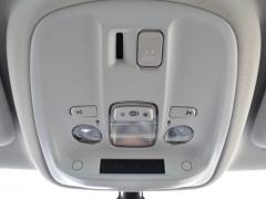 https://www.autoroyal.es/media/com_expautospro/images/big/turismos_todo_terrenos_y_furgonetas_peugeot_y_639a0202707fd.JPG