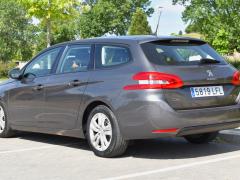 https://www.autoroyal.es/media/com_expautospro/images/big/turismos_todo_terrenos_y_furgonetas_peugeot_y_6a0d81e28f56b.JPG