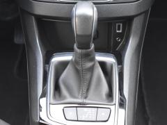 https://www.autoroyal.es/media/com_expautospro/images/big/turismos_todo_terrenos_y_furgonetas_peugeot_y_6a0d81e67ed08.JPG