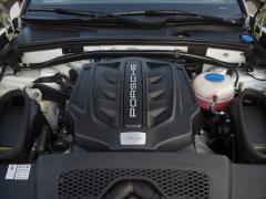 https://www.autoroyal.es/media/com_expautospro/images/big/turismos_todo_terrenos_y_furgonetas_porsche_macan_6197ca1b7fa52.JPG