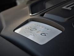 https://www.autoroyal.es/media/com_expautospro/images/big/turismos_todo_terrenos_y_furgonetas_porsche_macan_6197ca1b80247.JPG