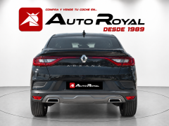 https://www.autoroyal.es/media/com_expautospro/images/big/turismos_todo_terrenos_y_furgonetas_renault_arkana_6aabbb674b48b.png