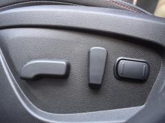 https://www.autoroyal.es/media/com_expautospro/images/big/turismos_todo_terrenos_y_furgonetas_renault_arkana_6aabbb6f8d20e.JPG