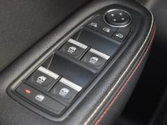 https://www.autoroyal.es/media/com_expautospro/images/big/turismos_todo_terrenos_y_furgonetas_renault_arkana_6aabbb886562e.JPG