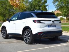 https://www.autoroyal.es/media/com_expautospro/images/big/turismos_todo_terrenos_y_furgonetas_renault_austral_6ab6a57723d68.JPG