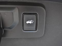 https://www.autoroyal.es/media/com_expautospro/images/big/turismos_todo_terrenos_y_furgonetas_renault_austral_6ab6a5967cd83.JPG