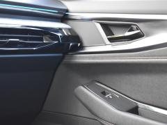 https://www.autoroyal.es/media/com_expautospro/images/big/turismos_todo_terrenos_y_furgonetas_renault_austral_6ab6a59fbdea6.JPG