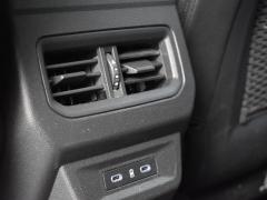 https://www.autoroyal.es/media/com_expautospro/images/big/turismos_todo_terrenos_y_furgonetas_renault_austral_6ab6a59fc1284.JPG