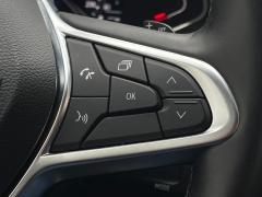 https://www.autoroyal.es/media/com_expautospro/images/big/turismos_todo_terrenos_y_furgonetas_renault_captur_654f73e065c68.JPG