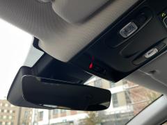 https://www.autoroyal.es/media/com_expautospro/images/big/turismos_todo_terrenos_y_furgonetas_renault_captur_654f73e4722e9.JPG
