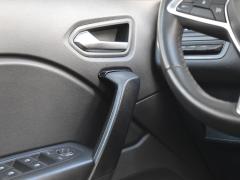 https://www.autoroyal.es/media/com_expautospro/images/big/turismos_todo_terrenos_y_furgonetas_renault_captur_6a7c99e3269d7.JPG