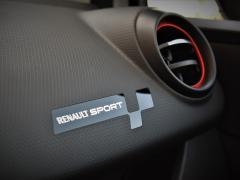 https://www.autoroyal.es/media/com_expautospro/images/big/turismos_todo_terrenos_y_furgonetas_renault_clio_6206527913785.JPG
