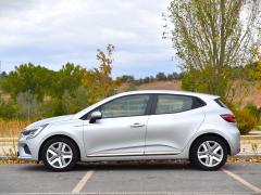 https://www.autoroyal.es/media/com_expautospro/images/big/turismos_todo_terrenos_y_furgonetas_renault_clio_6ac0e97be34b1.JPG