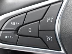 https://www.autoroyal.es/media/com_expautospro/images/big/turismos_todo_terrenos_y_furgonetas_renault_clio_6ac0e98af30f8.JPG