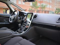 https://www.autoroyal.es/media/com_expautospro/images/big/turismos_todo_terrenos_y_furgonetas_renault_espace_61237a4dbfc84.JPG