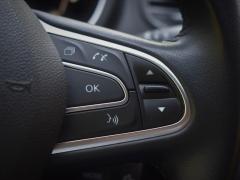 https://www.autoroyal.es/media/com_expautospro/images/big/turismos_todo_terrenos_y_furgonetas_renault_grand_scenic_60f83655d3741.JPG