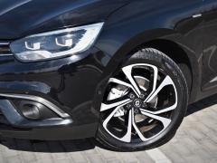 https://www.autoroyal.es/media/com_expautospro/images/big/turismos_todo_terrenos_y_furgonetas_renault_grand_scenic_622f922626d01.JPG