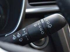 https://www.autoroyal.es/media/com_expautospro/images/big/turismos_todo_terrenos_y_furgonetas_renault_kadjar_629a4f9c00599.JPG