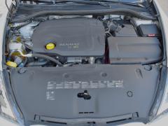 https://www.autoroyal.es/media/com_expautospro/images/big/turismos_todo_terrenos_y_furgonetas_renault_laguna_6a1ea60c5db3c.JPG