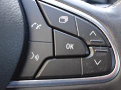https://www.autoroyal.es/media/com_expautospro/images/big/turismos_todo_terrenos_y_furgonetas_renault_megane_69c18a4eb6050.JPG