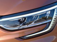 https://www.autoroyal.es/media/com_expautospro/images/big/turismos_todo_terrenos_y_furgonetas_renault_megane_69c18a506cc04.JPG