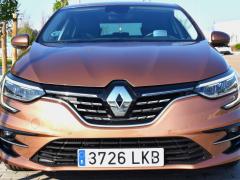 https://www.autoroyal.es/media/com_expautospro/images/big/turismos_todo_terrenos_y_furgonetas_renault_megane_69c18a5684502.JPG