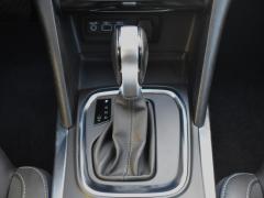 https://www.autoroyal.es/media/com_expautospro/images/big/turismos_todo_terrenos_y_furgonetas_renault_megane_69c18a5d2a966.JPG