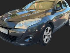 https://www.autoroyal.es/media/com_expautospro/images/big/turismos_todo_terrenos_y_furgonetas_renault_megane_6a23e517a01cd.jpg