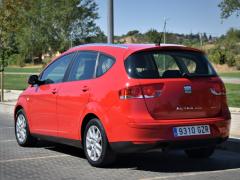 https://www.autoroyal.es/media/com_expautospro/images/big/turismos_todo_terrenos_y_furgonetas_seat_altea_xl_631337cb99905.JPG
